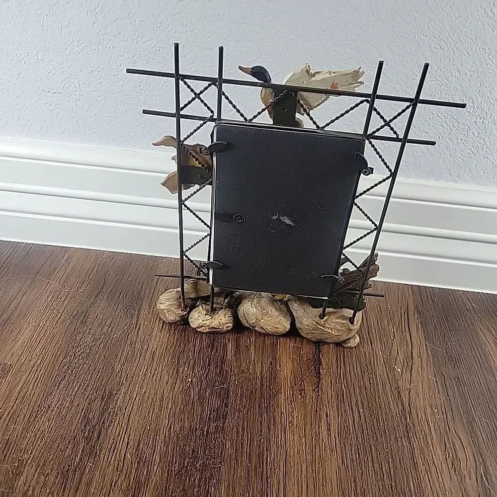 Rustic Mallard 6 Ducks 4x6 Photo Frame Lodge Cabin Barbed Wire Vintage Hunting